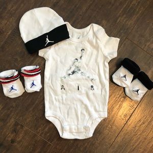 Jordan newborn gift set